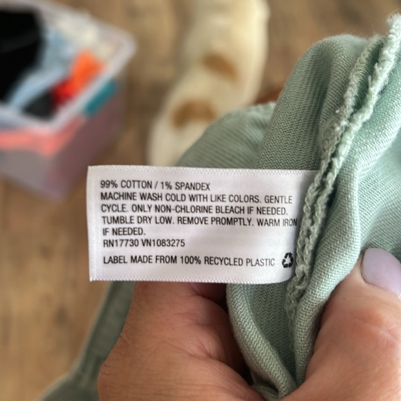 Wide Leg Cropped Pants - Picture 4 of 4